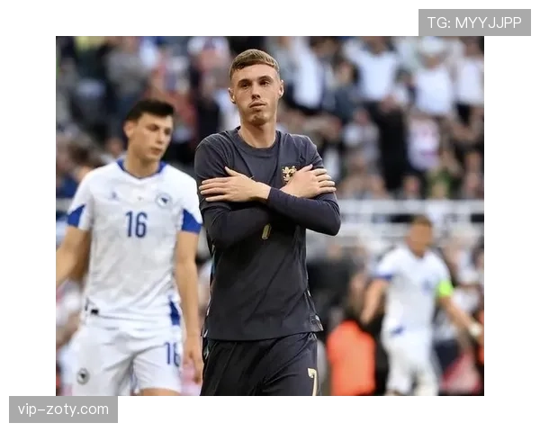 本赛季帕尔默接管中场直塞撕开防线，比上季更具威胁