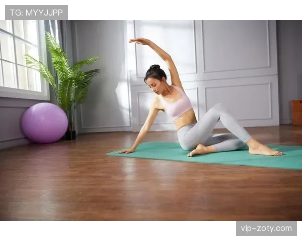 刘璇退役后这生活也太松弛了吧，瑜伽垫一铺直接躺平？